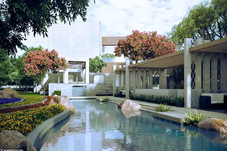 Mahindra Luminare — Exterior View